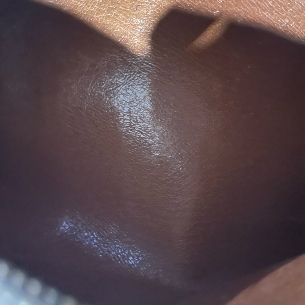 LV purse - Picture 5 of 5
